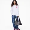 Hattie Stewart X Marc Jacobs Daisy Longsleeve Hattie Stewart X Marc Jacobs Daisy Longsleeve