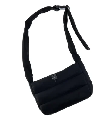Nylon Messenger