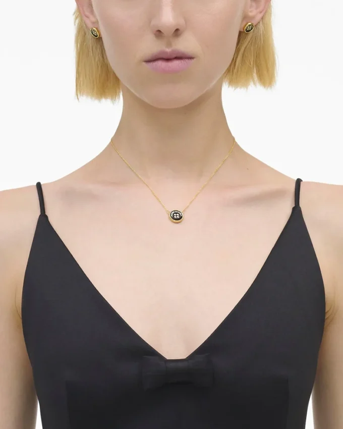 The Button Pendant Necklace