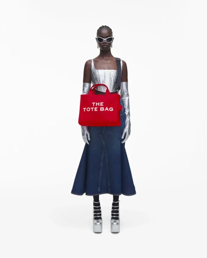 The Canvas Medium Tote Bag The Canvas Medium Tote Bag