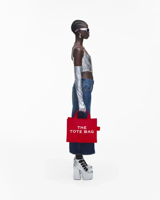 The Canvas Medium Tote Bag The Canvas Medium Tote Bag