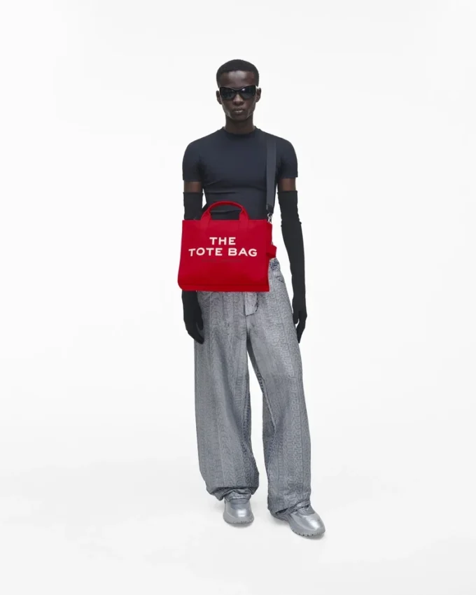 The Canvas Medium Tote Bag The Canvas Medium Tote Bag