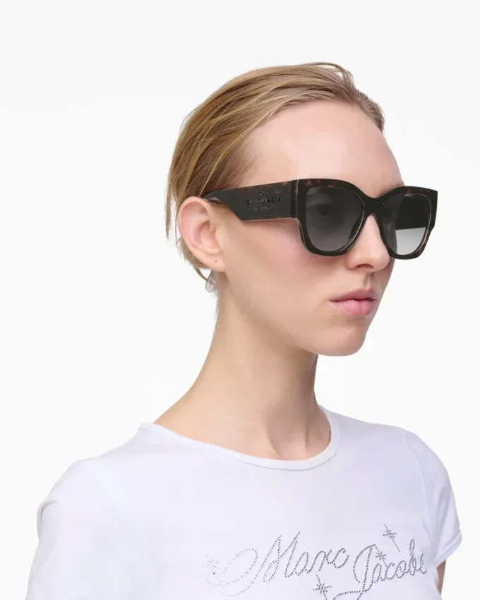 The Cat Eye Sunglasses