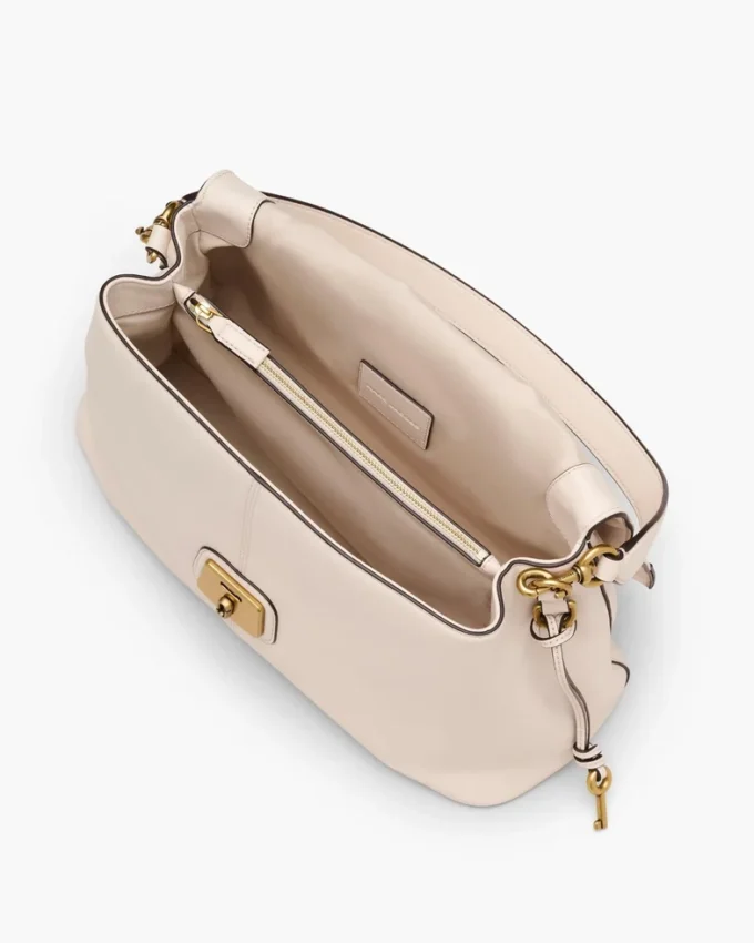 The Cristina Messenger The Cristina Messenger