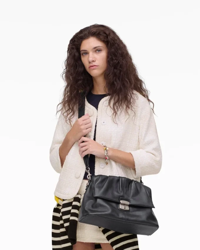 The Cristina Messenger The Cristina Messenger