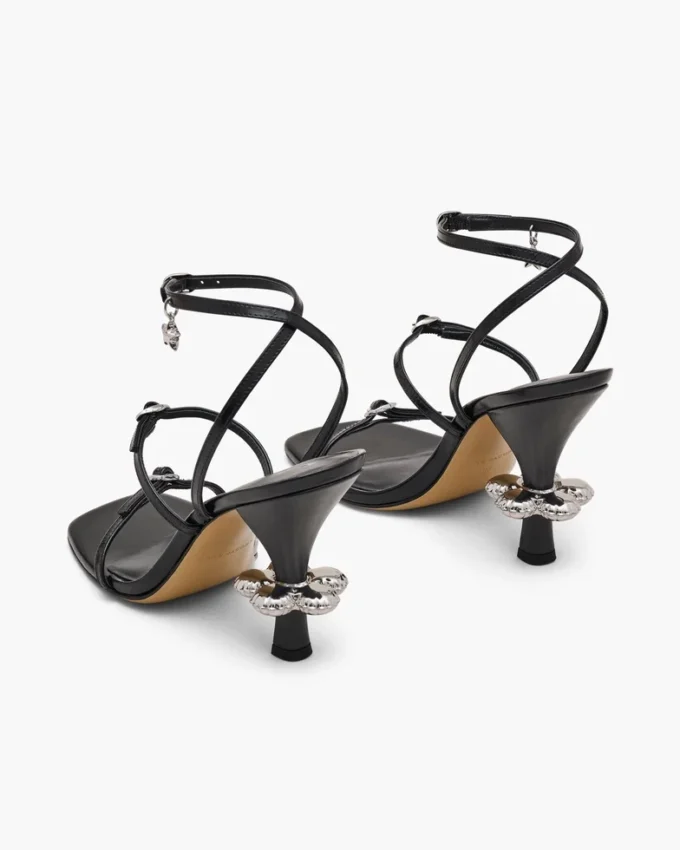 The Daisy Heel