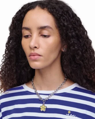 The Daisy Puzzle Necklace