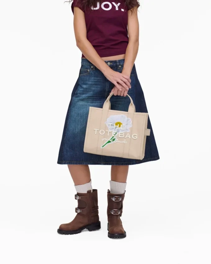 The Daisy Script Canvas Medium Tote Bag The Daisy Script Canvas Medium Tote Bag