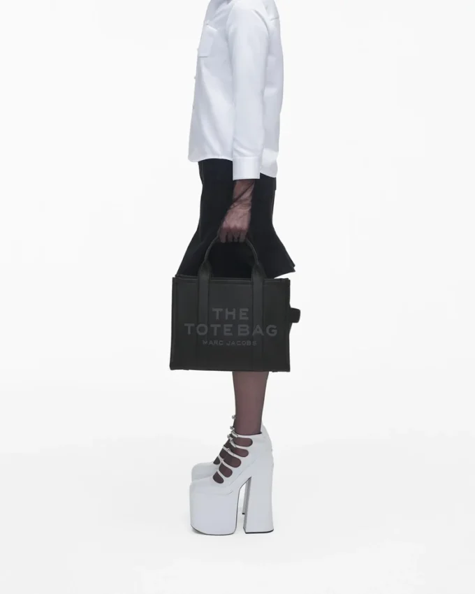 The Leather Medium Tote Bag The Leather Medium Tote Bag