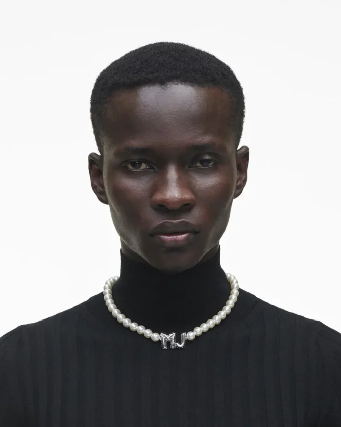 The Marc Jacobs Balloon Pearl Necklace The Marc Jacobs Balloon Pearl Necklace