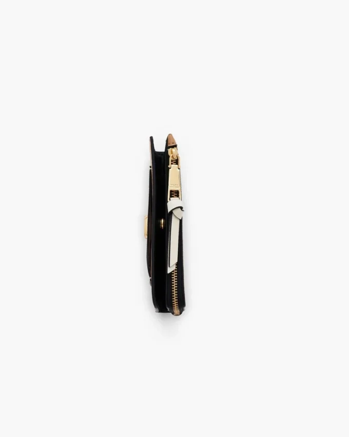 The Utility Snapshot Slim Wallet The Utility Snapshot Slim Wallet